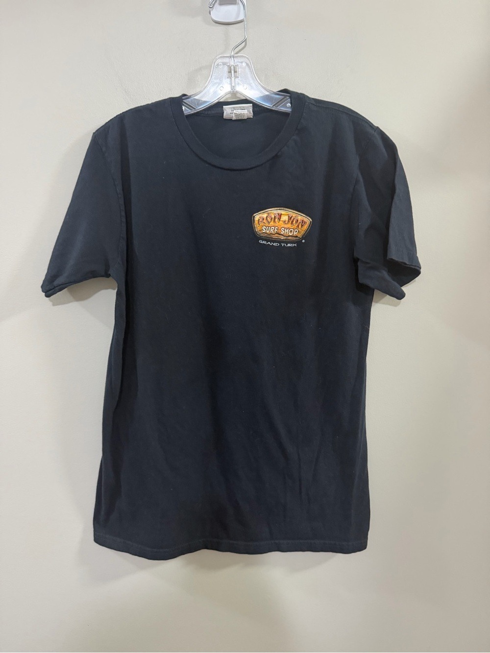 Ron Jon Surf Shop Grand Turk Black Crewneck Graphic Tee. Size M
